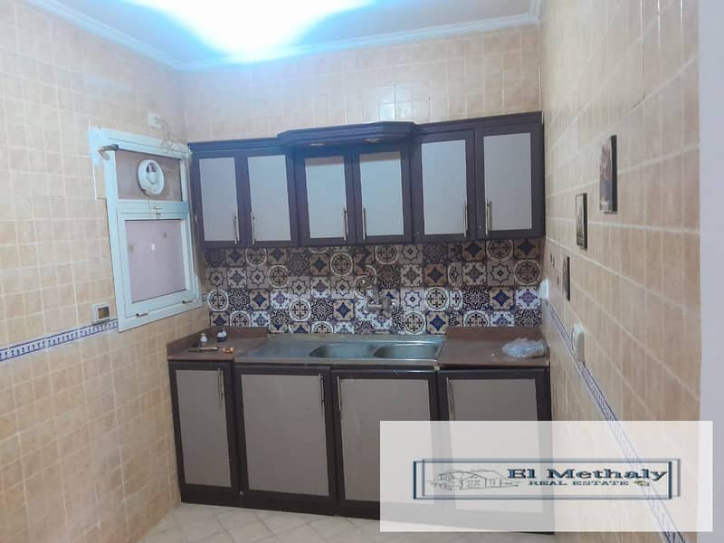 10 a1bd70bd-42df-4c21-bc22-18aeaccc0a2f. jpg