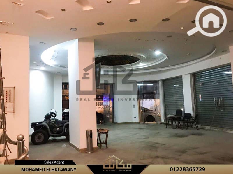 4 f4a273e4-7f1a-46fb-b140-638736d70daf. jpg