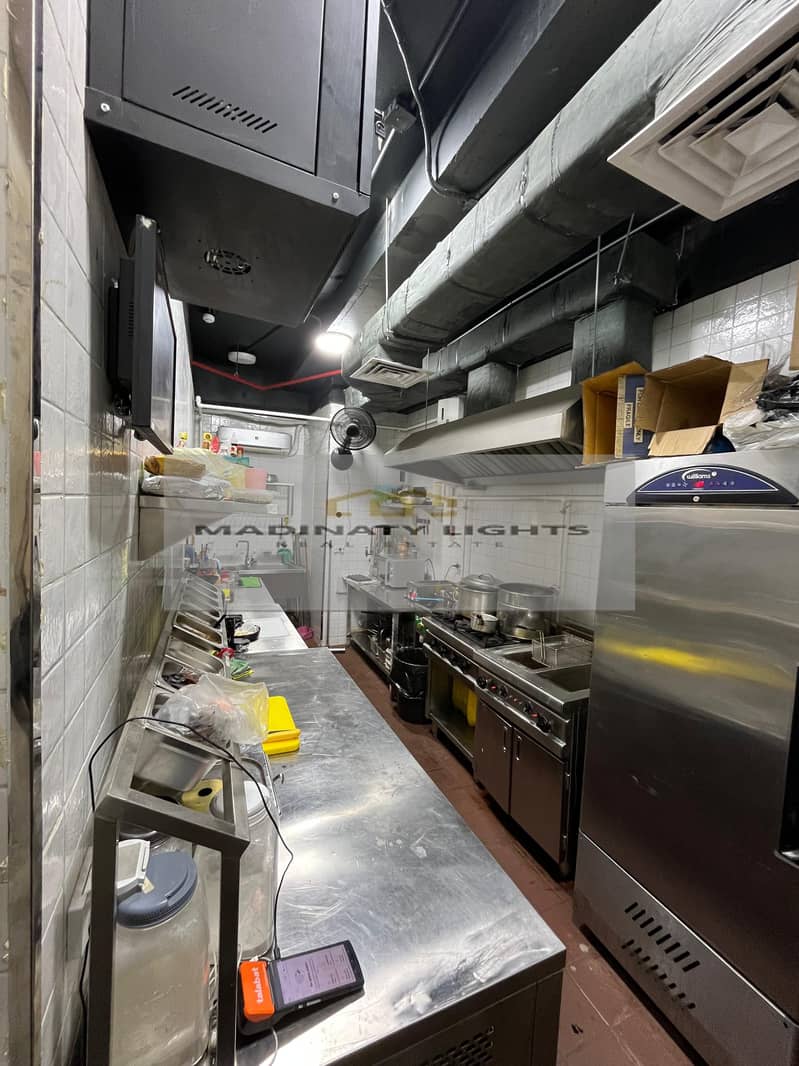 7 03a02f7c-cd8b-44bd-b225-5d7c61b71b94. jpg