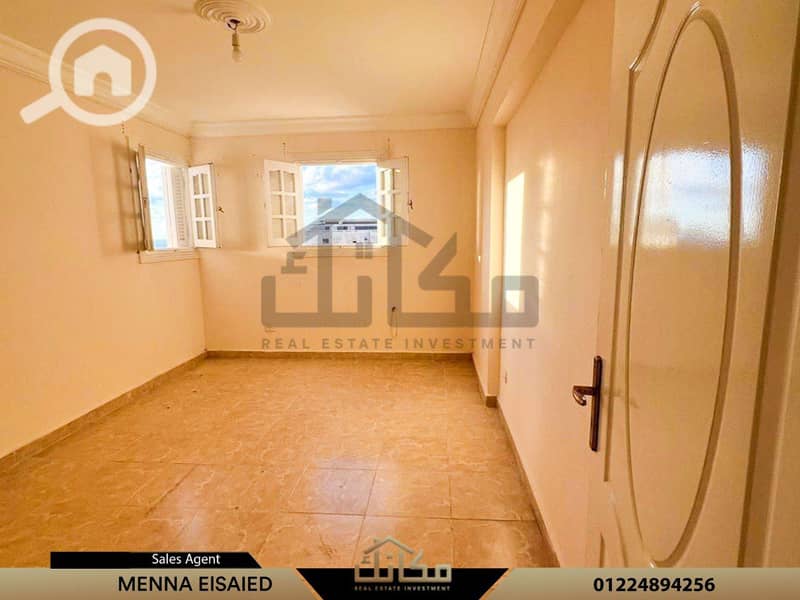 3 bf93f3be-3f34-4413-a42a-3533e0ab931f. jpg