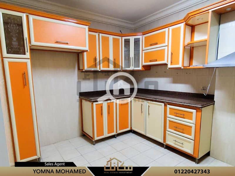 9 0dcc2d78-6775-445f-8213-e9360d0c51dd. jpg