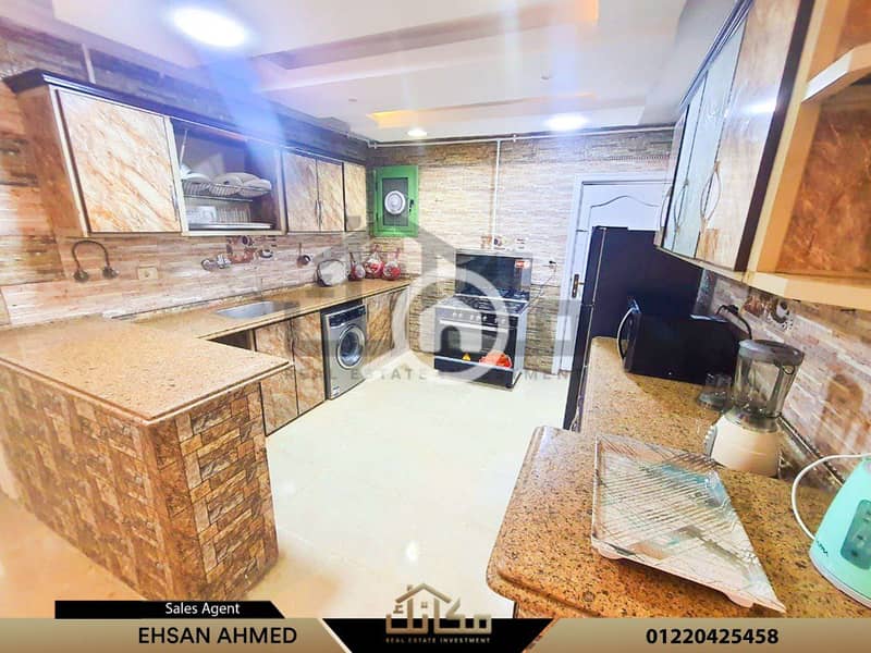 4 9f838e89-7889-462c-9637-46b6a3980627. jpg