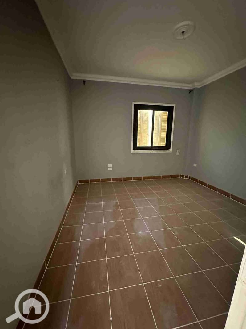 2 FB_IMG_1762520572617. jpg