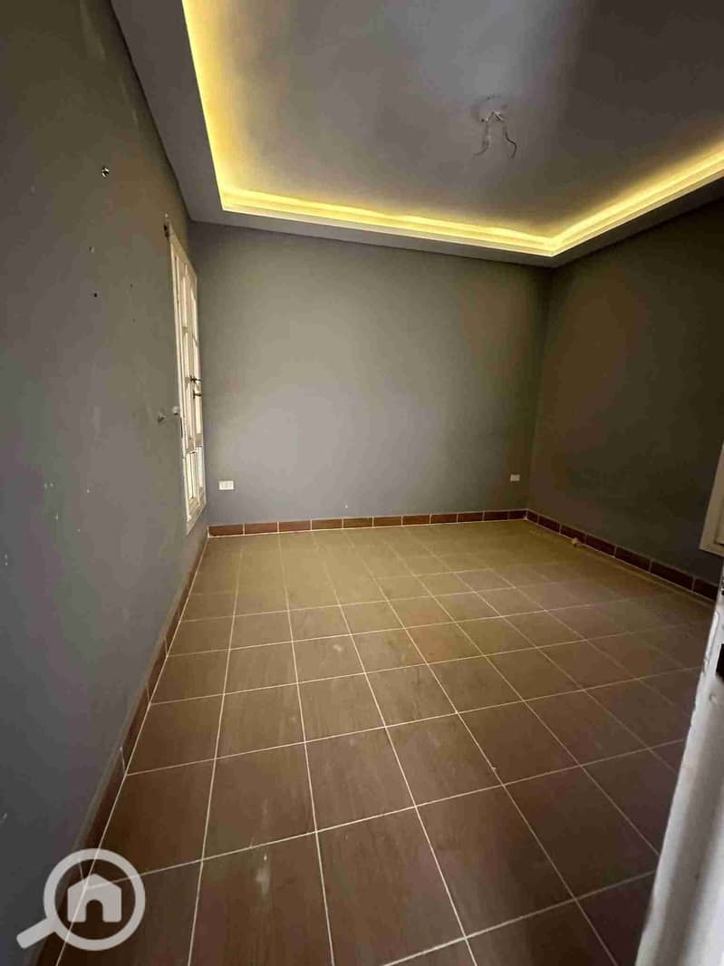 7 FB_IMG_1762520567966. jpg