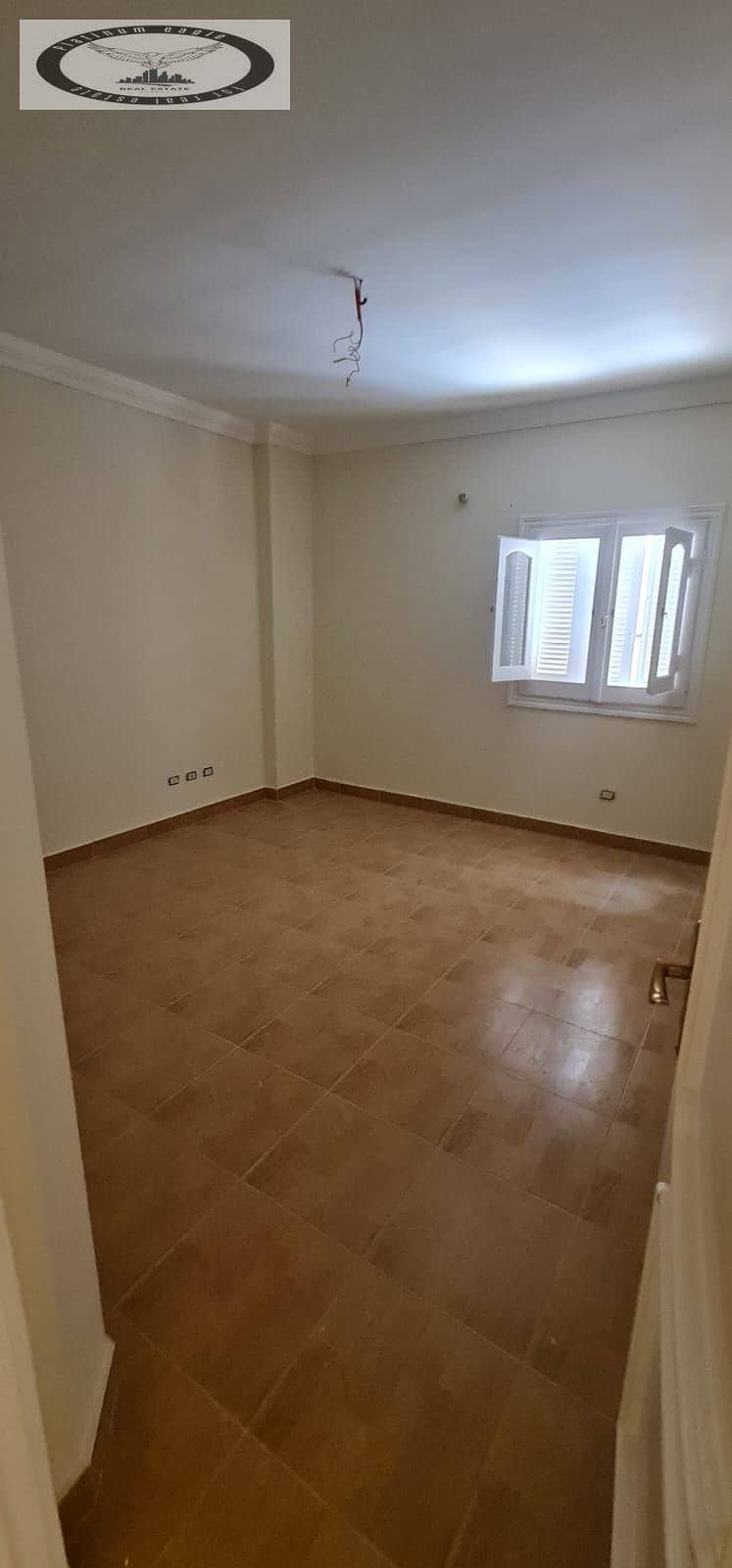 4 3060d3c2-aa45-4d7c-a605-f77fcff9afc0. jpg