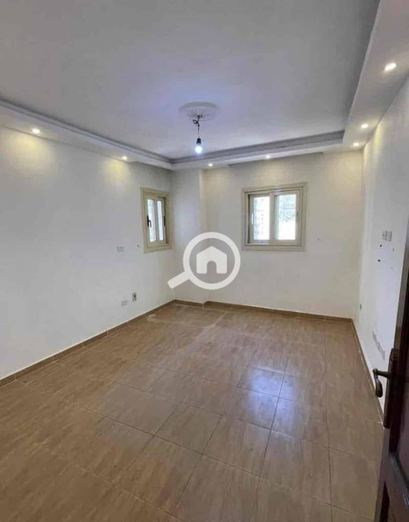 4 174763a5-5366-4c26-94f2-f7d891b57f57. jpg