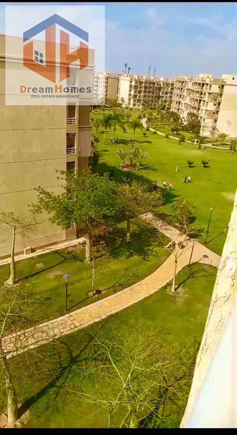 9 c1b543ca-0e23-481f-a4ff-b0d78f62f772. jpg