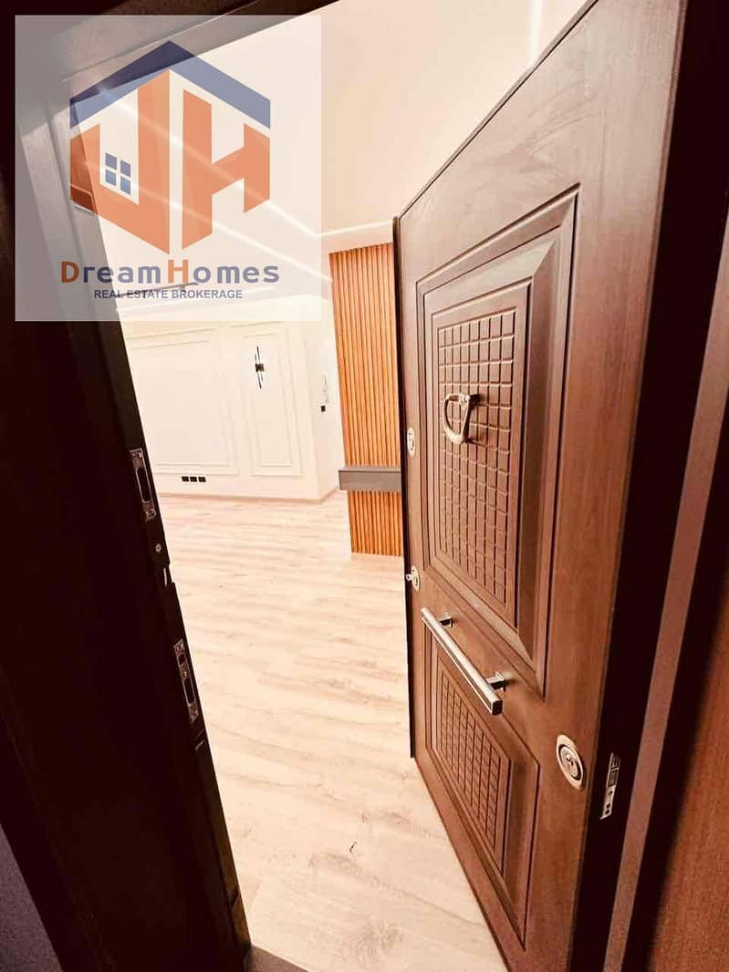 13 089210b0-404f-45bf-bd66-7b3f492d473b. jpg