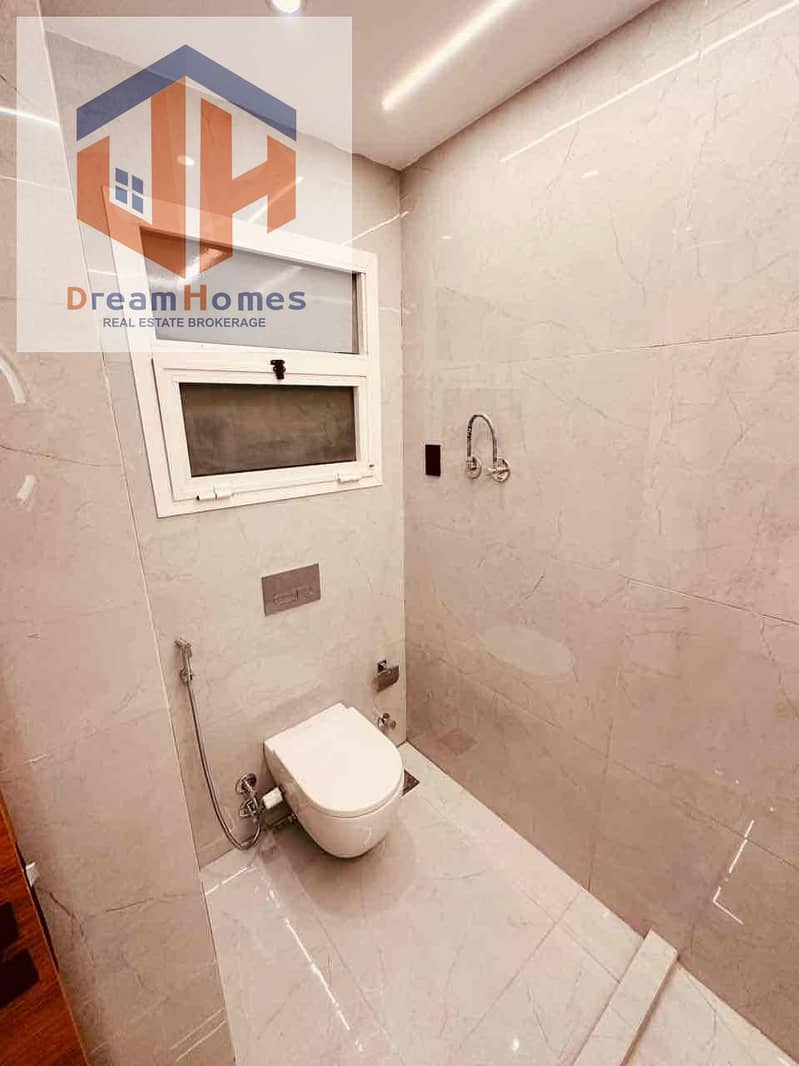 15 01802f8a-c589-4189-acb5-f0ff27f77a55. jpg