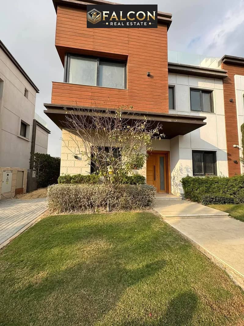 11 482075202_122217429200131643_1884378268317512546_n. jpg