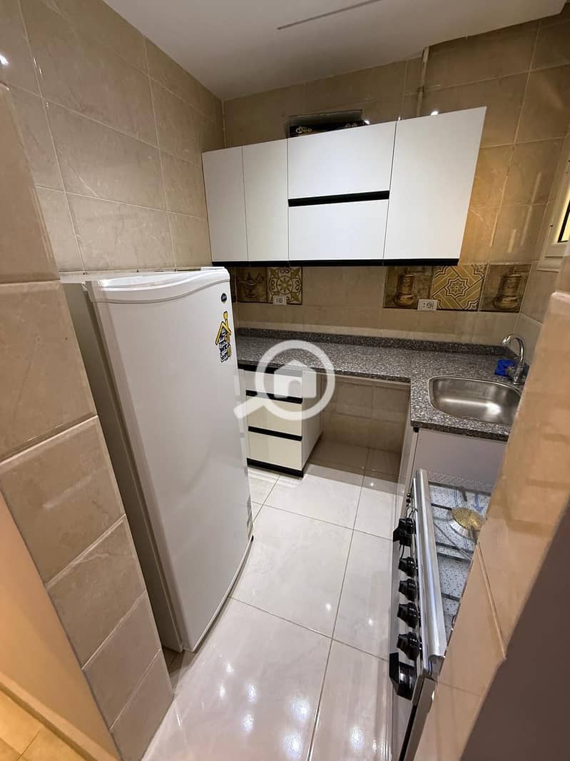 6 06e4f3c3-c99c-4b49-be3d-51af88b86714. jpg