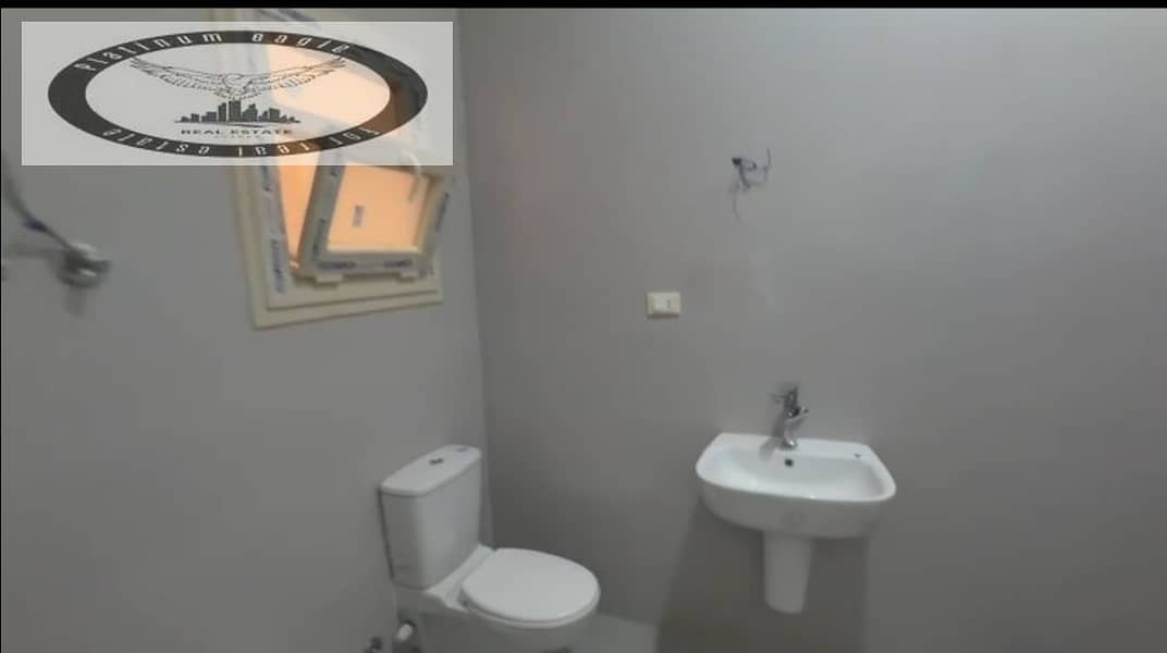 13 22b8a2b4-5fef-4091-b7ce-3a126109335d. jpg