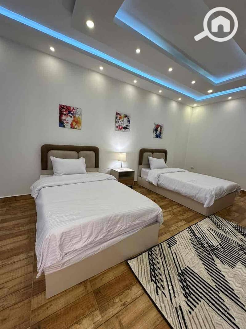 8 af23ee13-0409-4ca0-ab61-88f61f236440. jpg