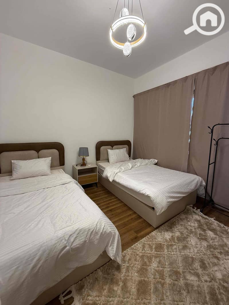 19 51e46567-b51e-43f4-b20f-f23c3d91481d. jpg