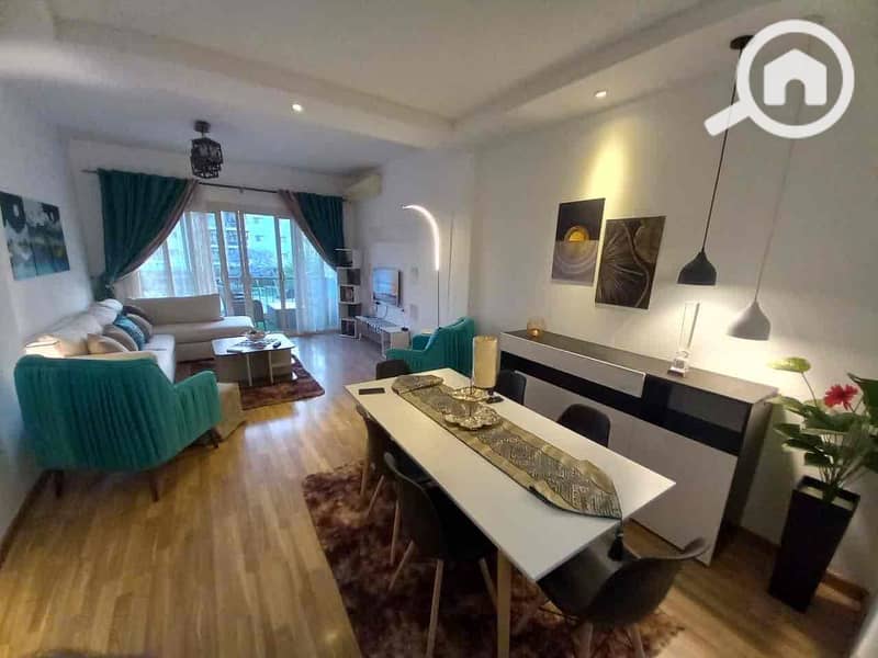 5 b52f7678-cf87-4008-94c1-5679e11086e9. jpg