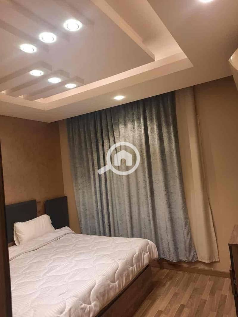 14 d779be28-9a6b-41a8-bc71-512f19bdc5ff. jpg