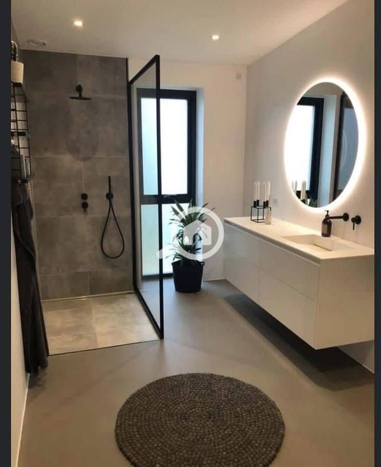 3 519612953_1043548437847739_9864750040842331_n. jpg