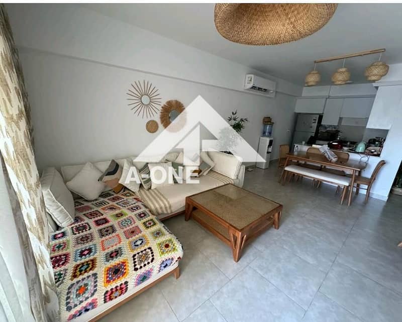 4 5e9ee265-1682-4ccc-b785-d82a37ceb216. jpeg