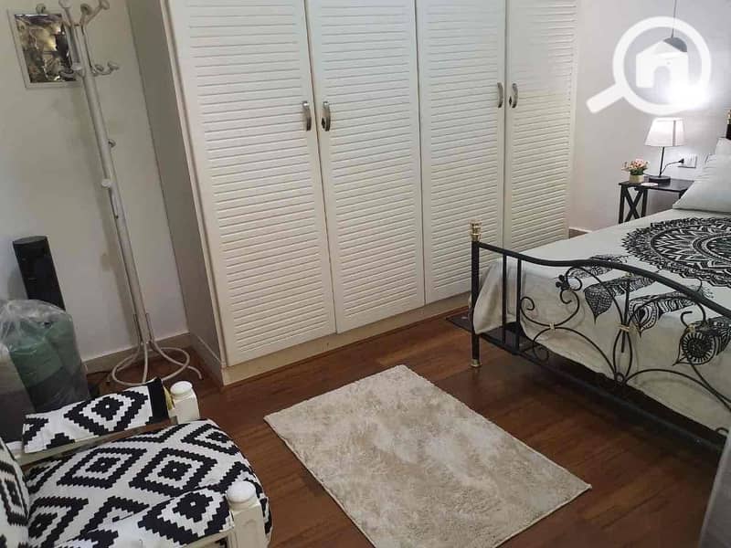 4 8157e1cb-ce25-4211-be99-91175a3f0200. jpg