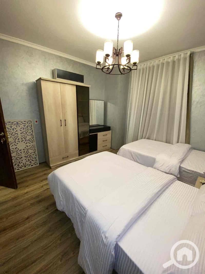 21 6c6d40cc-d9d7-4e01-87f2-ddbd8b4f1dfe. jpg