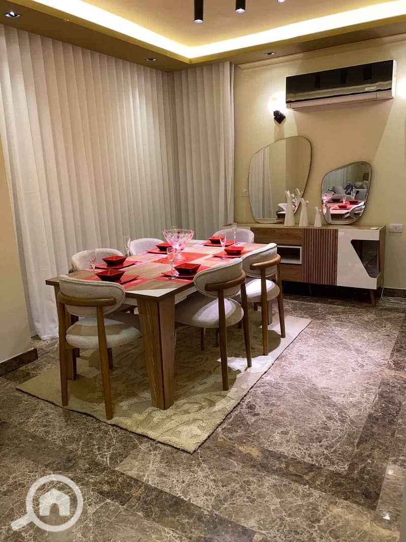 30 f0e58aa9-0030-48bc-8717-d65f0a674b93. jpg