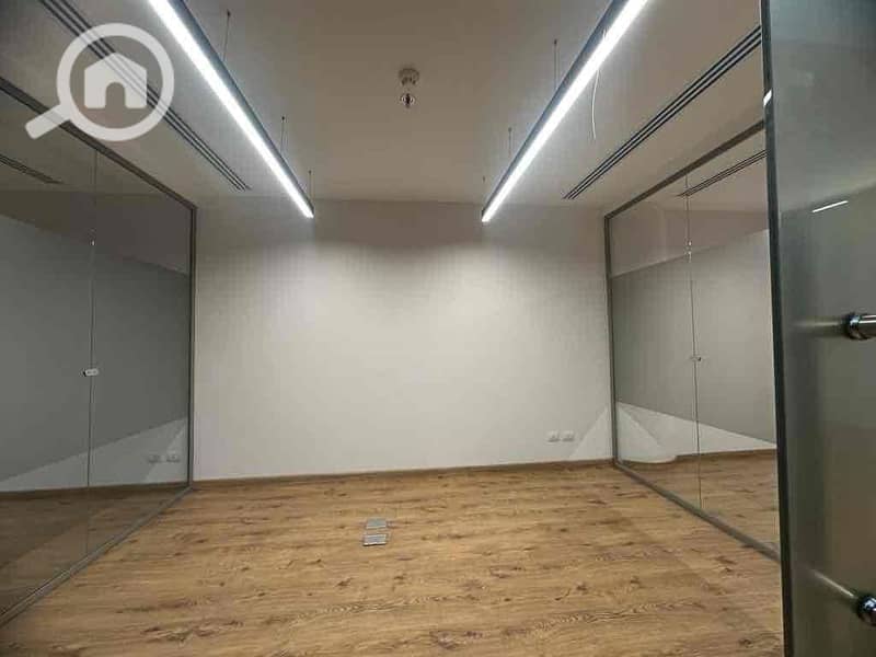 3 a4e6f91d-c3fb-4823-88bc-aa88b480d2c9. jpg