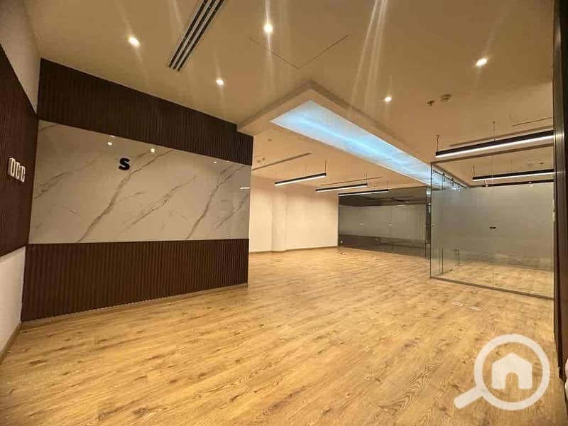 15 29e482eb-3804-40ac-94bb-f5a91bd76b94. jpg