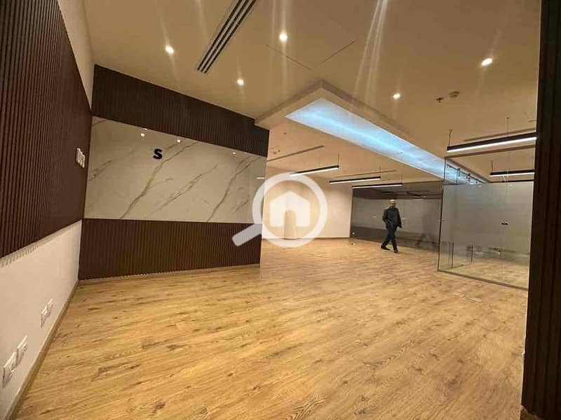 16 72200e96-624e-4e1b-81fc-809e1b668722. jpg