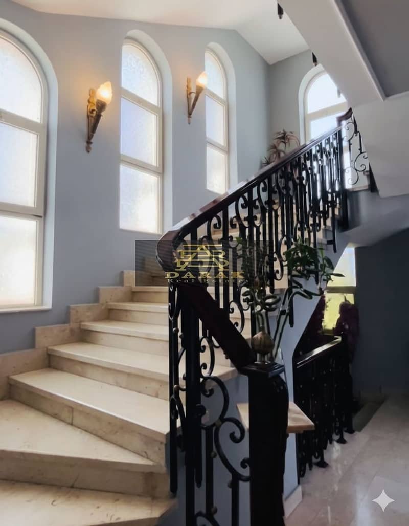 5 Gemini_Generated_Image_6mx0e26mx0e26mx0. png