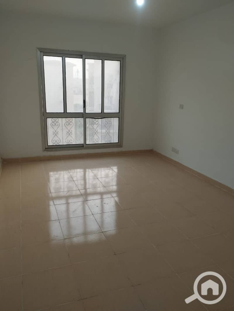 5 1259910d-fae0-42e2-b9db-d65a29e82741. jpg