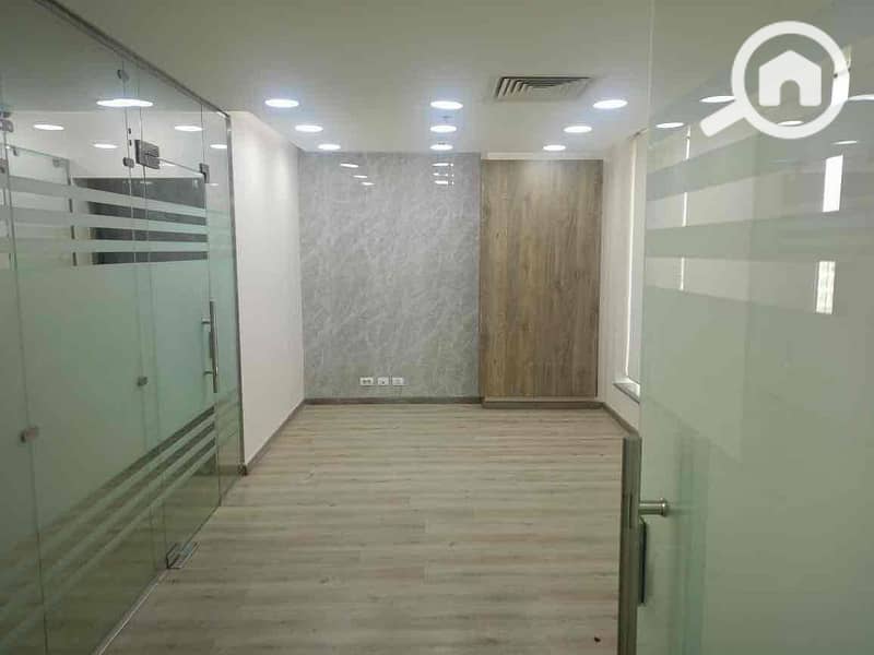 5 da27f781-b1e6-4289-af2a-ede950f7c2ef. jpg