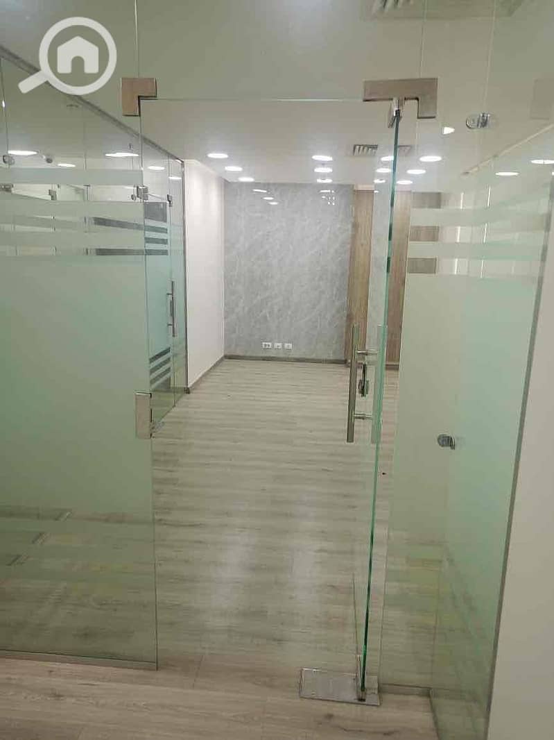 6 dcbe48ab-2828-4c35-b854-fce71d649ca3. jpg