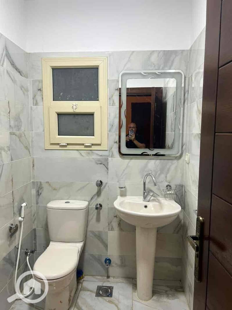 14 ccf9b371-f6d2-425e-8736-0c7638eca313. jpg