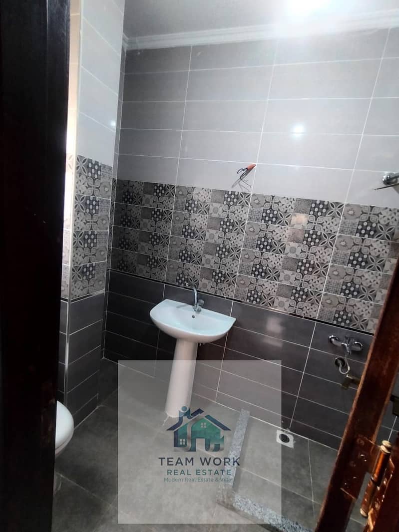 9 WhatsApp Image 2025-11-07 at 4.37. 36 PM. jpeg