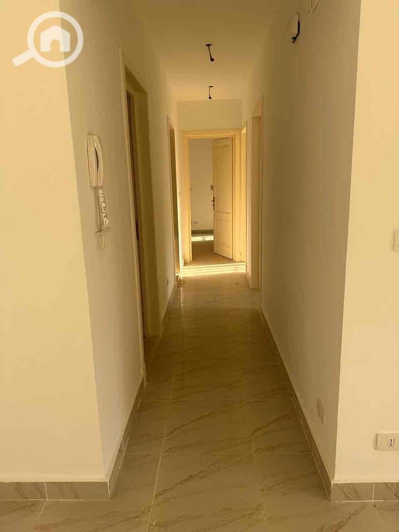 5 177250bc-e651-4159-84ac-7402b73a6ce6. jpg