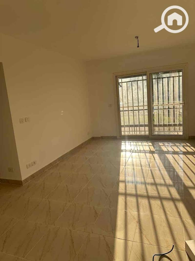 9 983567c5-0177-474e-91f8-34d6a5e47580. jpg