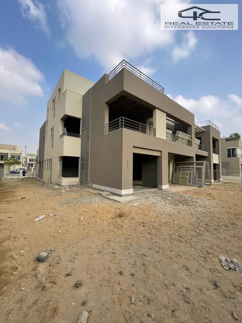 5 WhatsApp Image 2025-11-06 at 2.57. 38 PM. jpeg