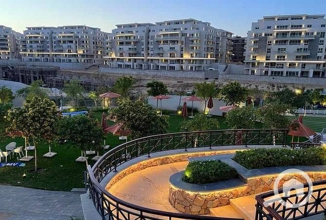 2 3844321-052a1o. jpg