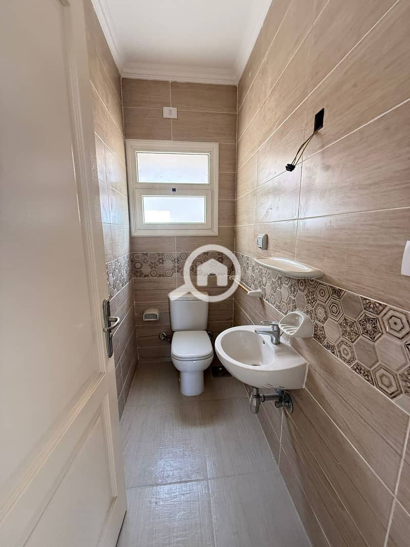 5 صورة واتساب بتاريخ 1447-05-04 في 17.14. 25_52f9813b. jpg