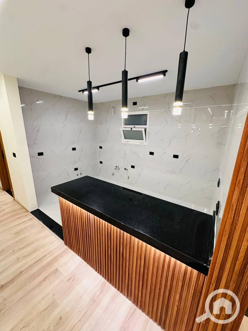 10 WhatsApp Image 2025-11-07 at 14.19. 19_bdc1df97. jpg