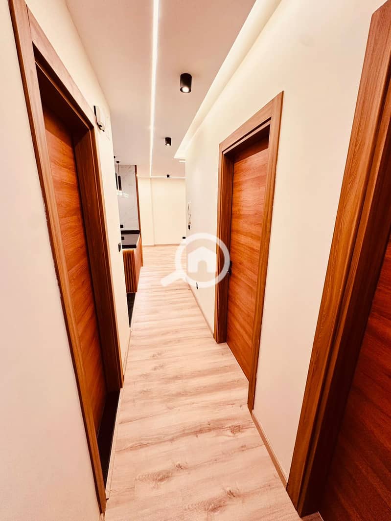 11 WhatsApp Image 2025-11-07 at 14.19. 23_f05eb1ab. jpg