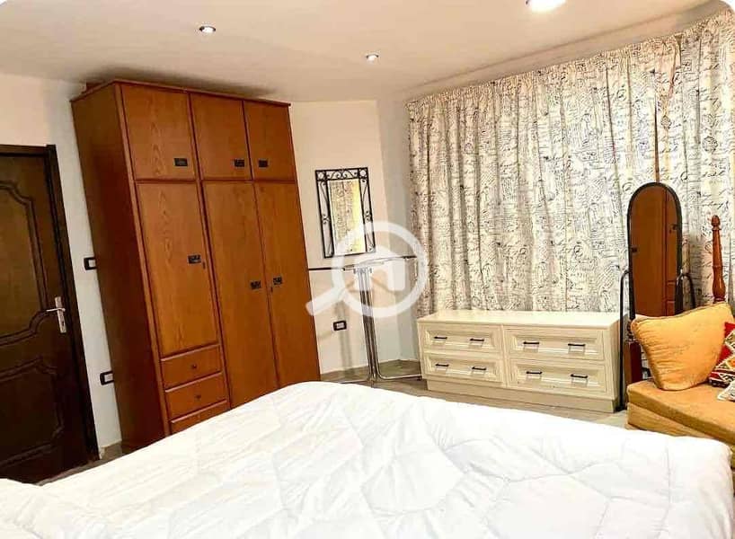 11 d8eb71c1-e0e7-4f14-a9cf-84b66176944f. jpg