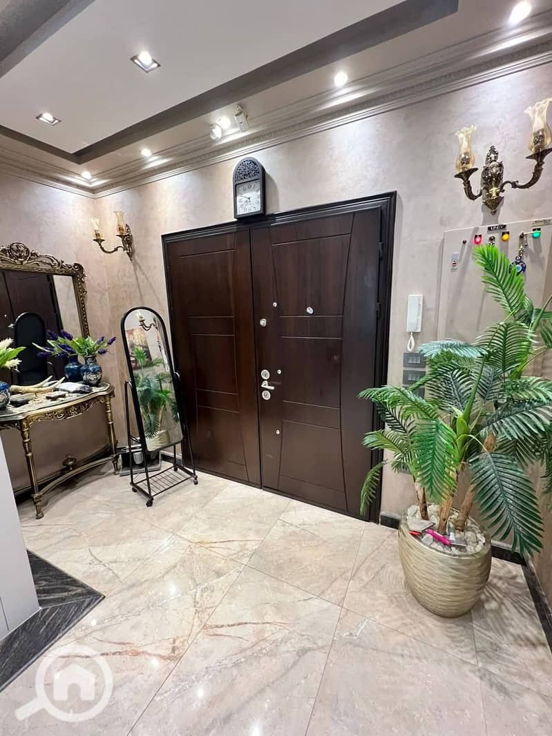 6 571251549_851858440710752_7227701399691038675_n. jpg