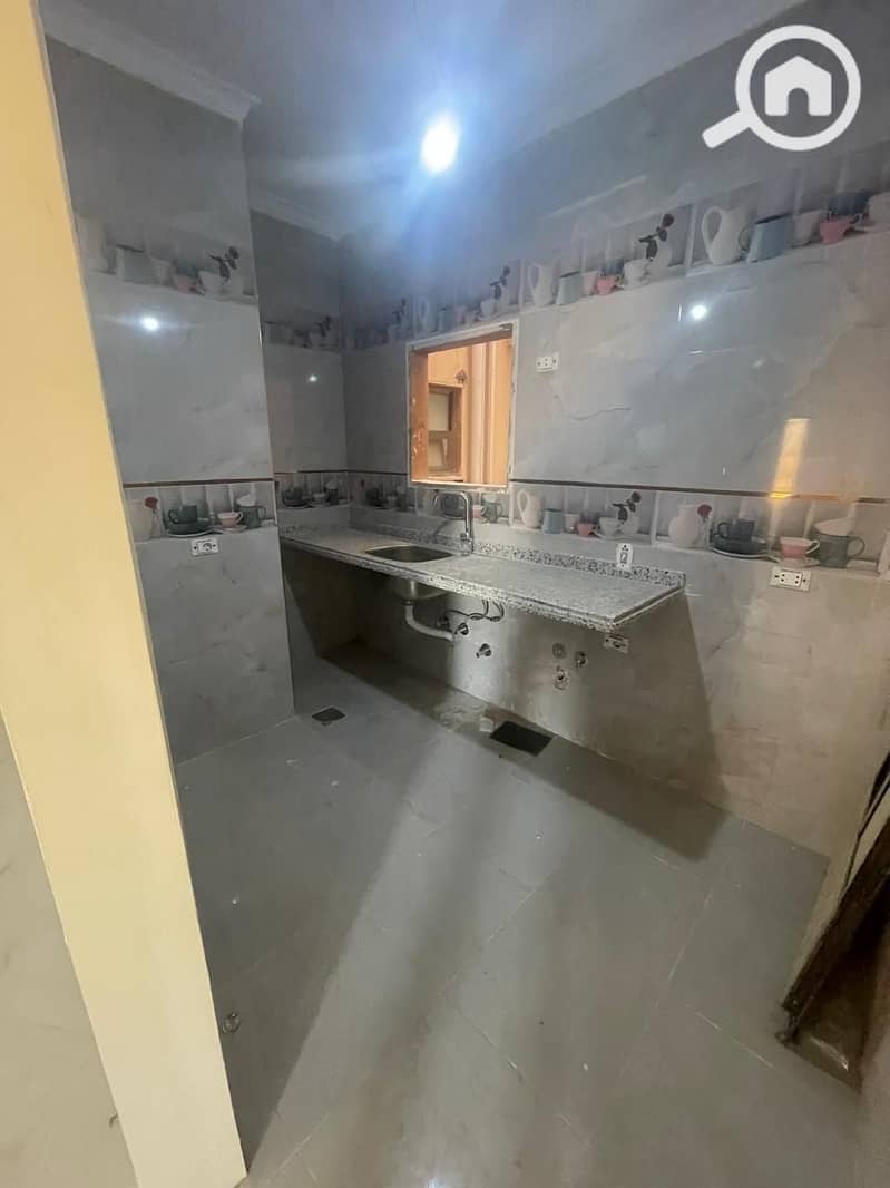 3 298be9e4-e042-4cff-9c1d-e6c272a27d50. jpg