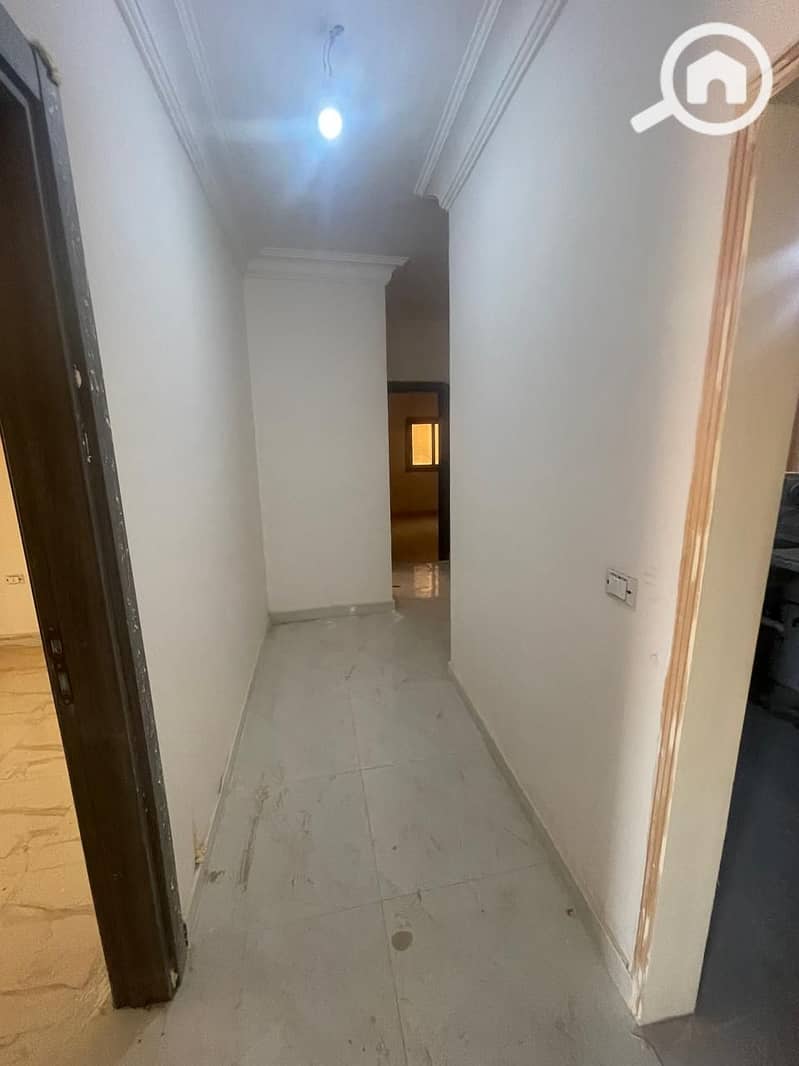 8 fc3451f8-6c0b-4806-b3c9-3cdd25552653. jpg