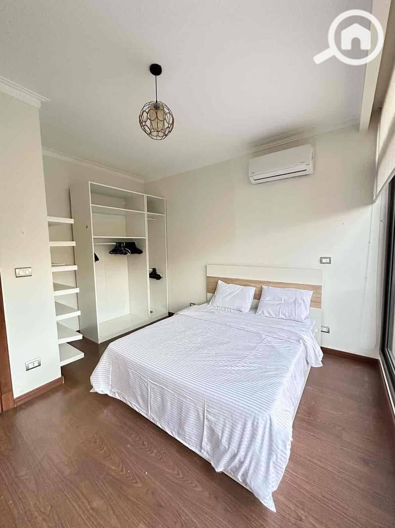 20 4f5ef94a-9281-471a-907a-a5f459bb5f2c. jpg