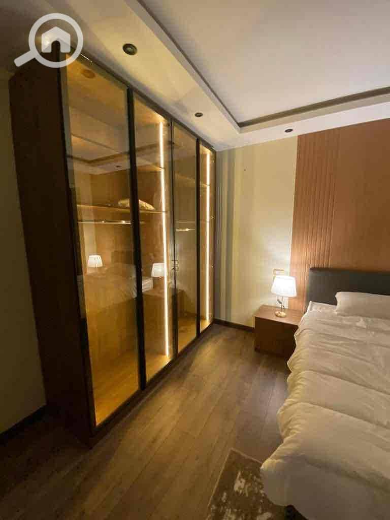 18 e411f261-2579-4ddd-a123-8eeb259edf78. jpg