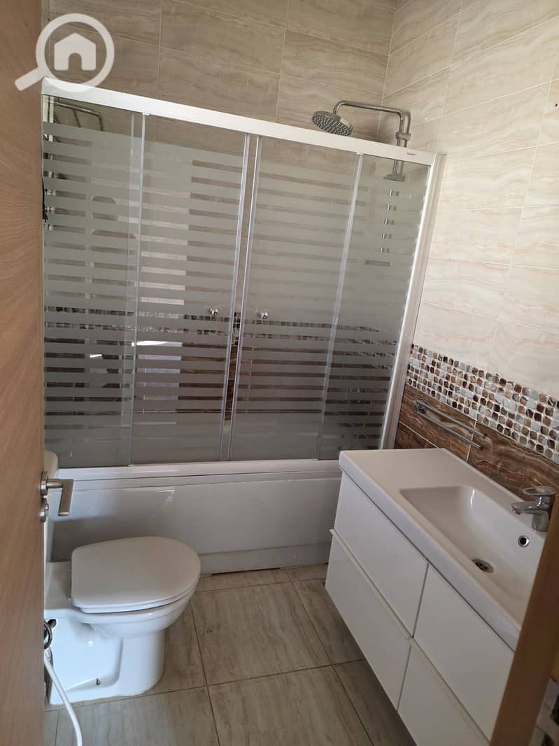 6 571275410_849534527609810_653067630668360025_n. jpg