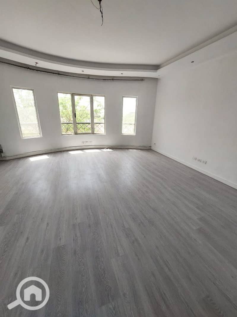 13 389f0c85-e2aa-43fb-b966-b1a3f334dcd1. jpg