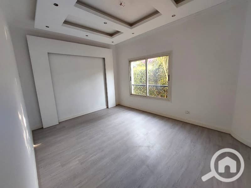 16 be5fdfd9-b18b-49bd-91d4-74040b206f9a. jpg